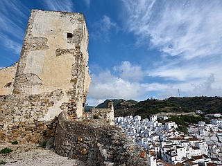 Casaras is a 20 minutes drive from Costa Natura